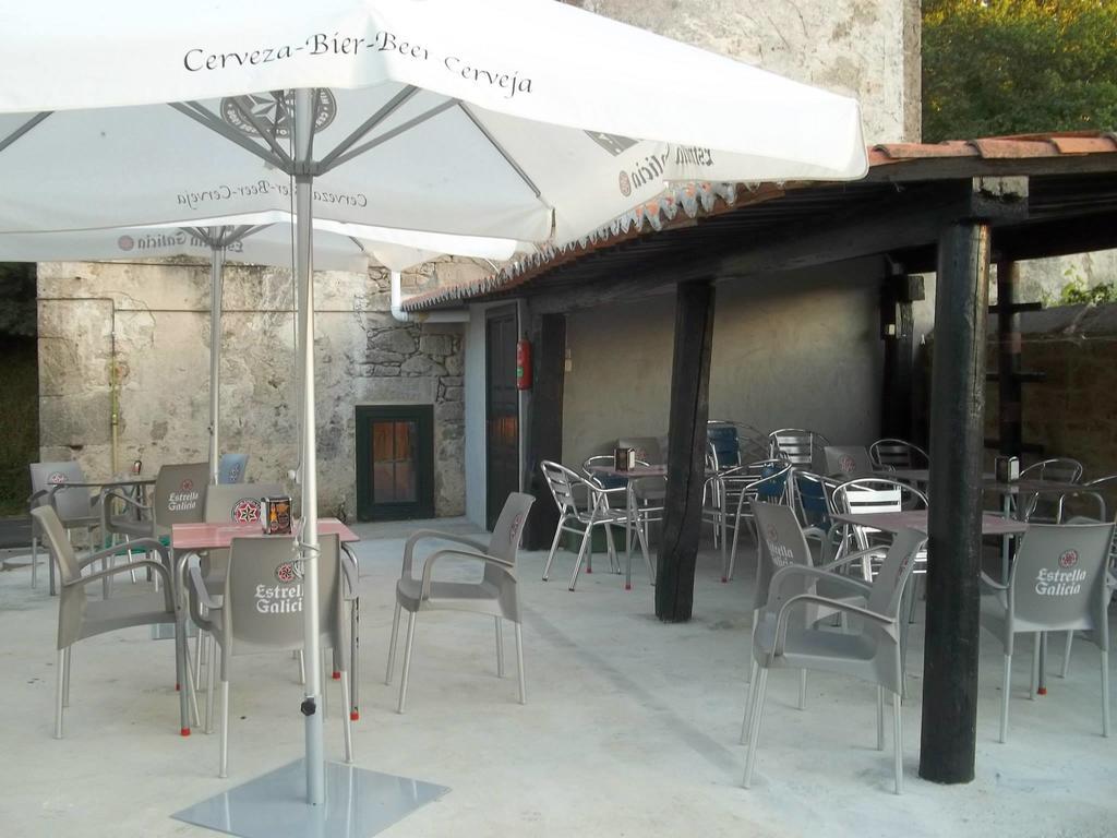 La Calabaza Del Peregrino Hostel O Faramello Exterior photo